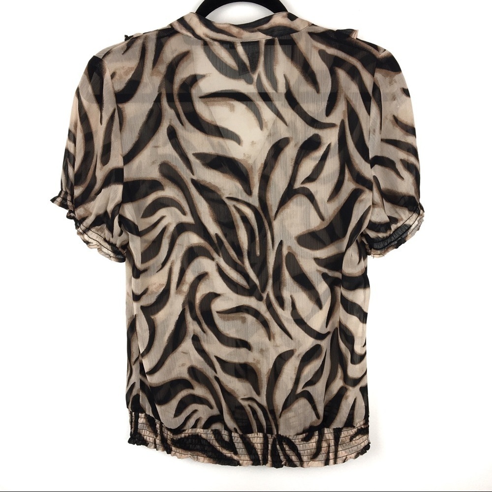 🐶 Fred David Short Sleeve Ruffled Animal Print - Picture 2 of 8